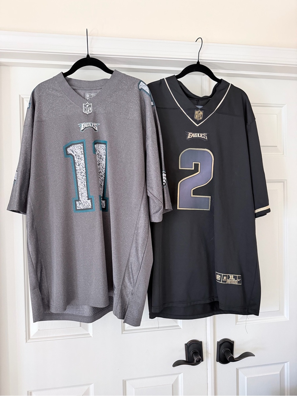 NFL Philadelphia Eagles Mens Jersey  - Gray/Black
